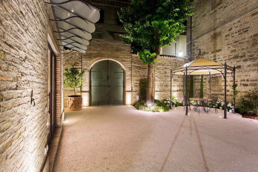 Palazzo Gentili Apartment San Severino Marche Ngoại thất bức ảnh