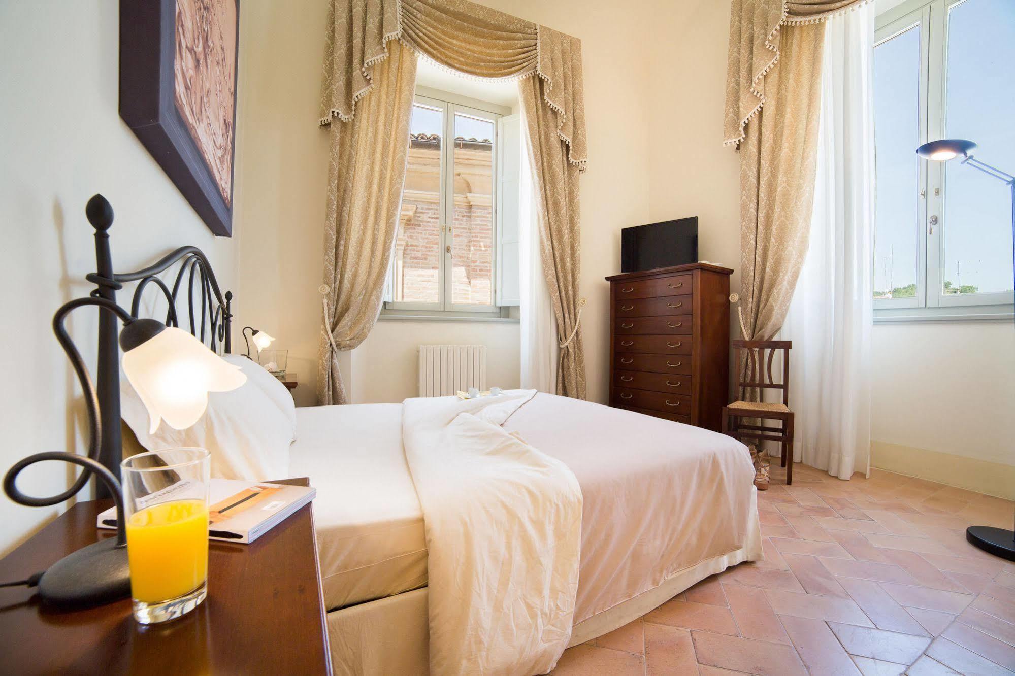 Palazzo Gentili Apartment San Severino Marche Ngoại thất bức ảnh